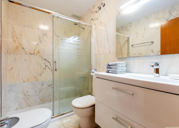 Anele Costa Adeje (Tenerife)