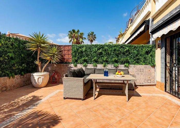 Anele Costa Adeje (Tenerife)