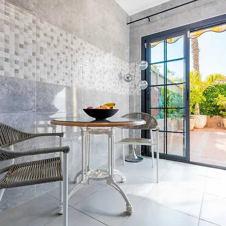 Daire Anele Costa Adeje